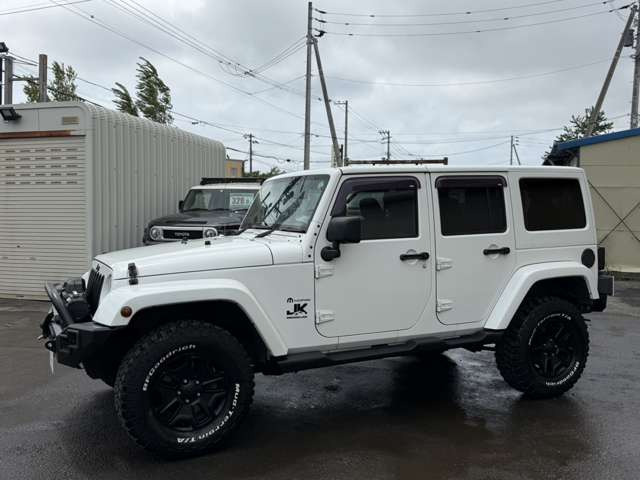 世界に3 枚　psa レシラム　EBB アンリミテッド 300台の限定発売！ 快適性を向上させた「ジープ・ラングラー