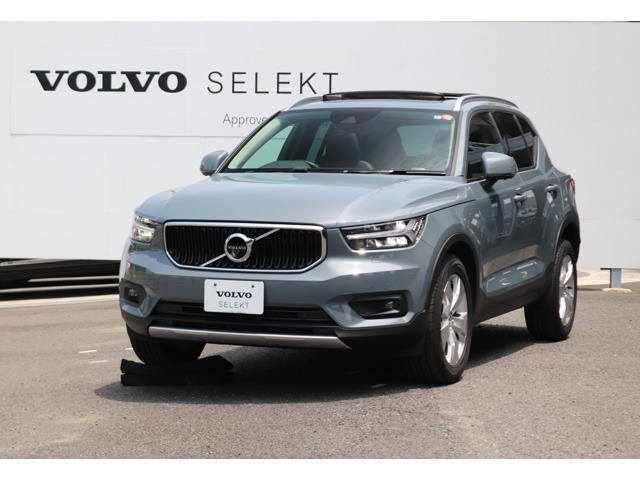 XC40 T4 モメンタム 