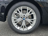 右後リヤ 205/55R17