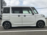 エンジンルーム、室内、クリーニング済みです。厳選したお車を屋内展示場にて展示中☆車両品質には自信がございます!ぜひ一度ご来店ください!!