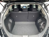 後席をお使いになられていてもお荷物を積み込んでいただけます。