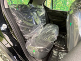 高品質なオリジナルフロアマットもオプションにてご用意しております。お好きなデザインやカラーをお車に合わせて選んでいただくことができます♪