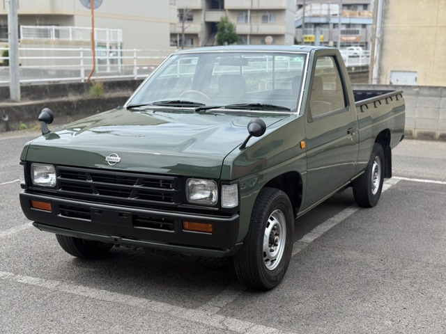 ダットサンピックアップ2.0 DX