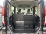 ☆お車についた傷やヘコミ、事故の修理もハヤシにお任せください。自社鈑金工場で修理ができますの安心です☆
