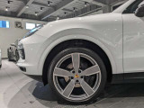 認定中古車ショールームもございます!広いスペースで、さらにごゆっくりとご覧いただけるようになりました。