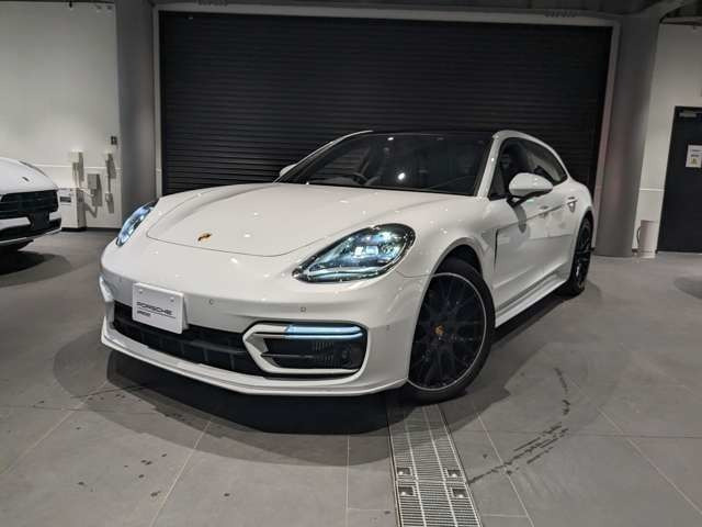 パナメーラスポーツツーリスモ4 PDK 4WD