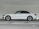 A4 40 TDI クワトロ Sライン 4WD 