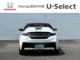 【Honda Total care】は事故や故障などトラブル時はもちろん、日々の運転やメンテナンス、車に乗っているときだけでなく乗っていない時までお客様の様々なカーライフシーンをサポート致します