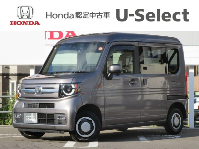 N-VAN +スタイル ファン 4WD 