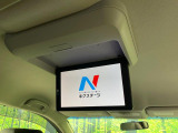 【フリップダウンモニター】大画面モニターで後席でもエンタメをお楽しみいただけます。小さなお子様にも大人気の装備です♪