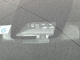 【トヨタセーフティセンス】走行中に前方の車両等を認識し、衝突しそうな時は警報とブレーキで衝突回避と被害軽減をアシスト。より安全にドライブをお楽しみいただけます。