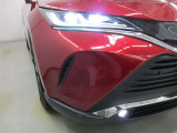 LEDヘッドライトとフォグランプのコラボです。雨や雪の日も安心!フォグランプがお車の存在を際立たせますね♪