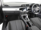 Audiのインテリアはエクステリア同様、優れたデザイン性とクオリティ、そして機能性を兼ね備えております。