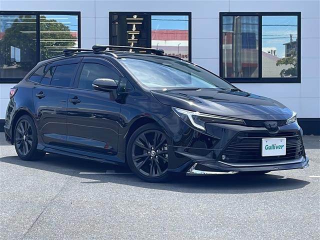 カローラツーリング1.8 ハイブリッド W×B E-Four 4WD本革シート
