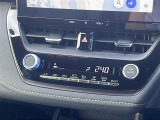 【 オートエアコン 】車内温度を感知して自動で温度調整をしてくれるのでいつでも快適な車内空間を創り上げます!//