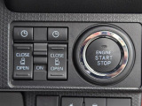気になる車はすぐにお問い合わせください!画面右側の0066から始まる無料ダイヤルからお問い合わせ下さい!専門スタッフがお車のご質問にお答えいたします!