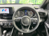 インテリアに合わせたデザインのステアリングは、運転される方のことも考え、運転しやすい形状、大きさです。是非一度、実際に触ってお確かめください。