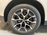 BMWの代名詞とも言えるキドニーグリル!アクティブ・エア・ストリームを採用し最先端の空力性能を実現しました。