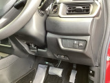 高速で便利なETCがあり、横滑りを防ぐVSAなどのスイッチは、運転席の右側、手の届きやすい位置にあります。