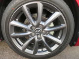 215/45R18 18インチアルミホイール