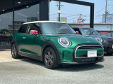 人と違っても、信じる道を走り続ける。違いを否定するのではなく、リスペクトする。MINIは、その一人ひとりの違いをパワーに変えて進化し続けてます