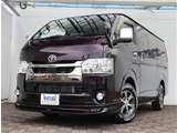 【車屋】として、長く車業界に従事した経験豊富なスタッフが在籍しております。