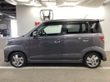 スライドドアなら狭い駐車場でもドアをぶつける心配がありません。ステップが低く乗り降りもしやすいです。