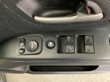 ドアスイッチもシンプルで、使いやすさを考え設計されています。