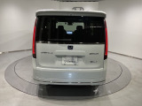 ご納車までの期間ですが、県内のお客様は1、2週間、県外のお客様は2、3週間ほどでご納車が可能となります。但し、お支払いや書類の状況によっては多少の前後もありますので、その際には何卒ご了承下さい。