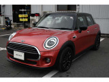 限定車ローズウッドエディション。
