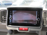 バックビューモニターの映像です。カメラがあると、駐車するときや後退時の安心感が違いますよね☆