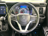 【純正革巻きステアリング】上質な革を使用することで、手にしっかり馴染みとても運転しやすいハンドルです♪