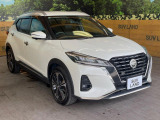 大好評のボディコーティング「弾スプラッシュコート」もご納車までに施工可能。通常のガラスコートと異なる、耐久年数6年の無機質ガラスコーティングが、ボディをキレイな状態に保ってくれます。