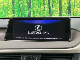 【メーカー純正ナビ】インテリアに溶け込むスタイリッシュな「専用設計」メーカーナビを装備♪視認性や操作性など基本性能にも優れ、より上質なカーライフをお楽しみいただけます。