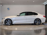 【BMW認定中古車】BMWのご購入はぜひBMW正規ディーラーで!メーカー基準の納車前点検整備を全車実施。規定整備を実施された車両にのみ付帯出来る全国保証。