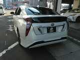 プリウス 1.8 A プレミアム E-Four 4WD 