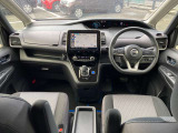 セレナ 1.2 e-POWER ハイウェイスター V