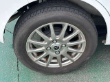 新品タイヤやスタッドレスタイヤのご希望の方は、お知らせ下さい。車種に合わせたサイズをお調べしてご提案させていただきます。