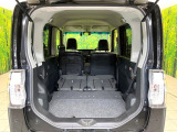 普段のお買い物や通勤、送迎等に十分な荷室スペースを確保しております。セカンドシートを倒すと、大きな荷物の積載も可能です♪