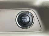 ★プッシュスタートシステム★エンジンスタートは最近はやりのプッシュスタート!鍵を車内に持ち込めばシリンダーに差し込まなくともボタン1つでエンジンがかかる★