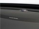 【harman/kardon】世界のオーディオファン垂涎のプレミアムサウンドシステムを搭載。原音に近い音場空間を忠実に再現。乗る人すべてに最良の音響体験を提供します。