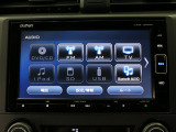 【純正ナビゲーション】使いやすいナビ操作にオーディオ機能も充実!Bluetooth接続で運転中のハンズフリー電話や好みの音楽を車内に流す事が出来ます。ラインナップや車種に応じて豊富な機能が使用可能♪