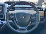 【ステアリングスイッチ】運転中、前方から目線をそらすことなく、オーディオ等の操作が可能な便利機能!安心&快適なドライブを演出してくれます♪