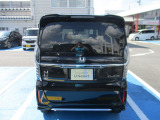 こちらはバックモニターも付いているので、駐車や細い路地の後退にも安心です!