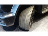 メルセデスの認定中古車「サーティファイドカー」には、最大100項目にも及ぶ点検・整備項目が設定されています。