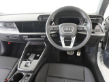 Audiのインテリアはエクステリア同様、優れたデザイン性とクオリティ、そして機能性を兼ね備えております。
