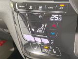 【シートヒーター】寒い日に重宝するシートヒーター!エアコンより早く温まってくれるので寒がりの人も安心ですね♪エアコンの温風は乾燥するから苦手、という方にもをおすすめです。