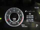 ディスプレイには運転に必要な様々な情報を表示します。