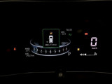 マルチインフォメーションディスプレイ付デジタルスピードメーターです。好みの表示を4パターンから選択可能です。