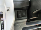 運転席シートヒーターついてます。パワースライドドアのメインスイッチもこちらです